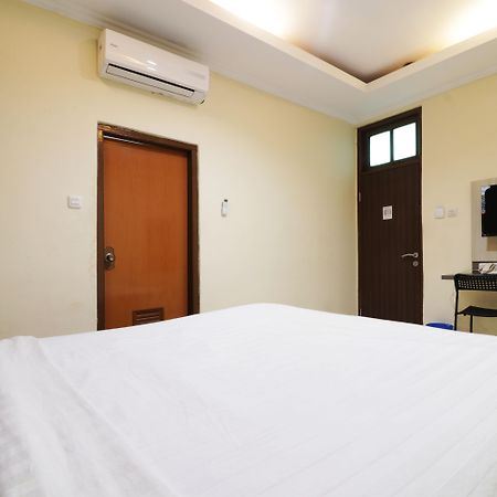 Hotel Istana Bungur Jakarta Buitenkant foto