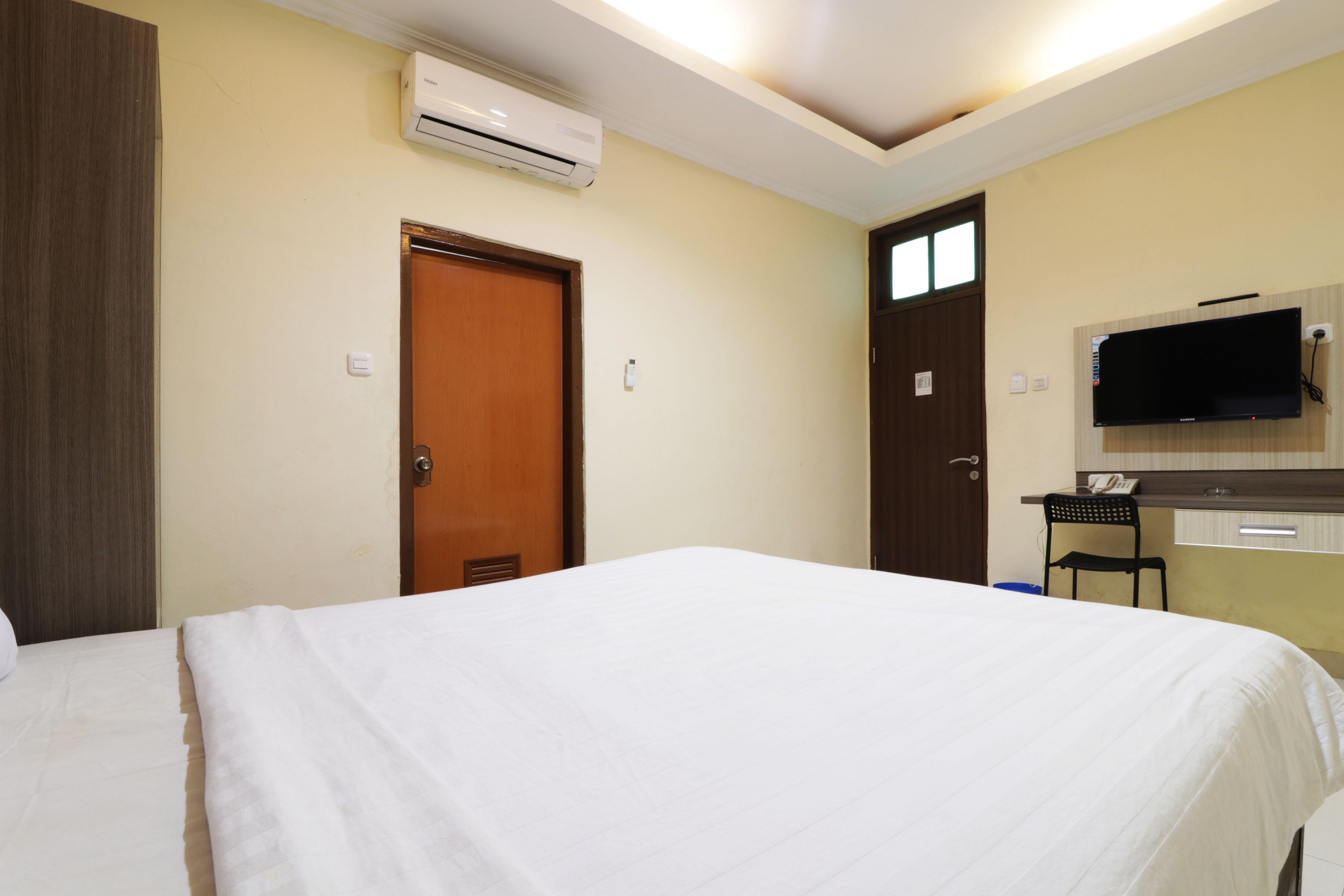 Hotel Istana Bungur Jakarta Buitenkant foto